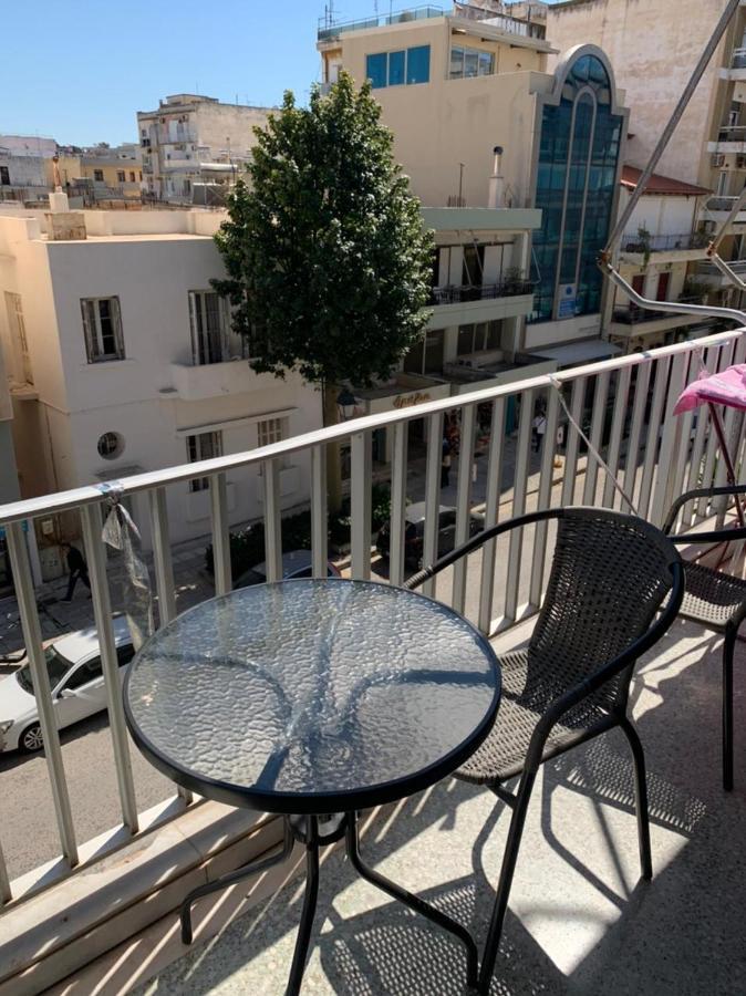 Appartment Near Center Corinto Exterior foto